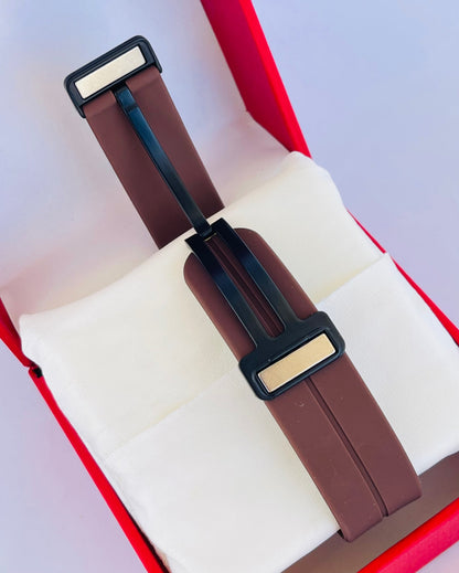 Magnatic Lether Strap Premium Watch